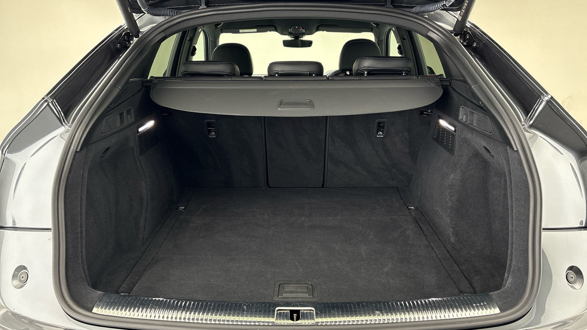 Used Audi Q5 2023 for sale - 77906155: Photo 11