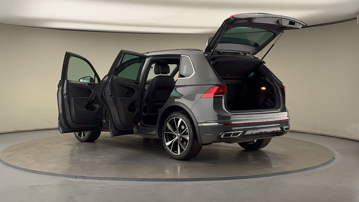 Used Volkswagen Tiguan 2021 for sale - 75962069: Photo 43