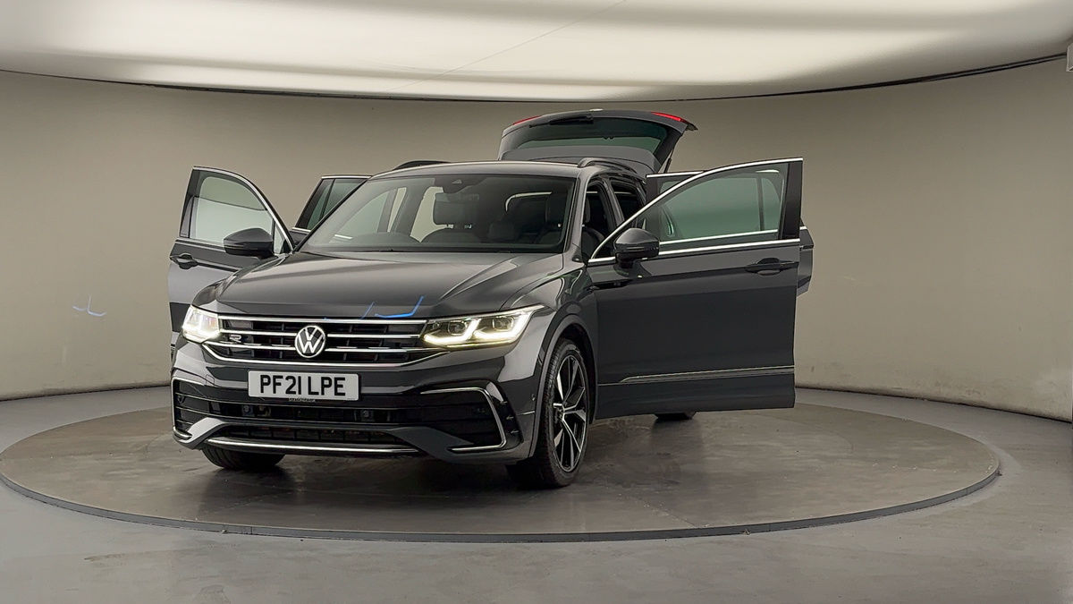 Used Volkswagen Tiguan 2021 for sale - 75962069: Photo 50
