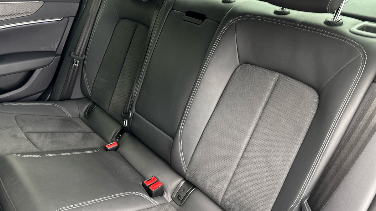 Used Audi A6 Saloon 2022 for sale - 76133209: Photo 8