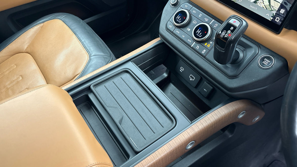 Used Land Rover Defender 90 2022 for sale - 77437967: Photo 18