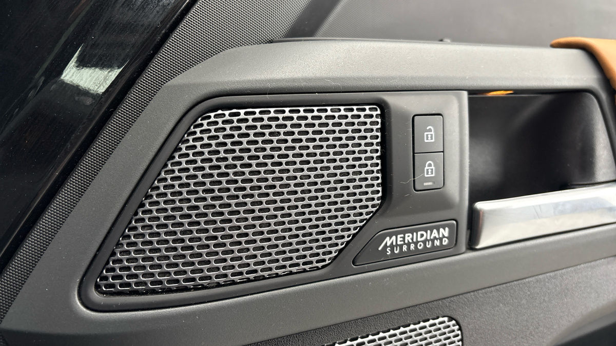 Used Land Rover Defender 90 2022 for sale - 77437967: Photo 25