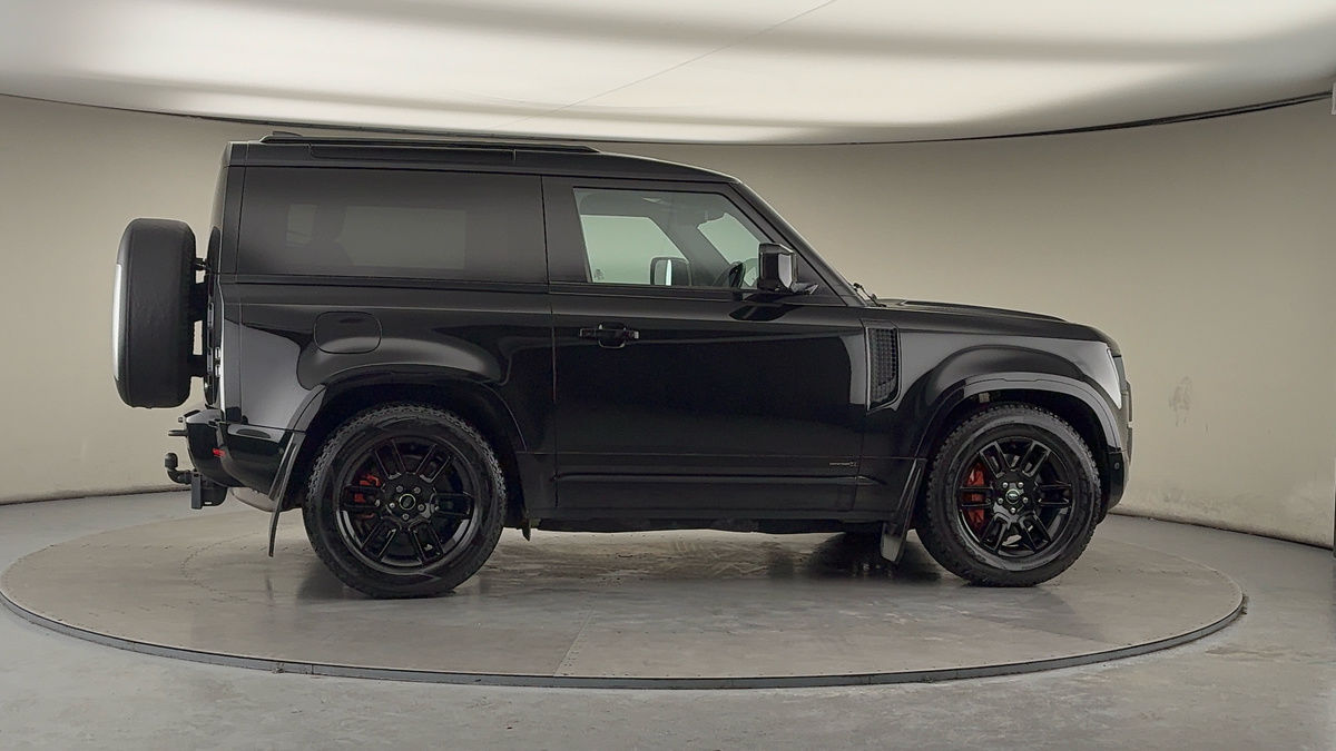 Used Land Rover Defender 90 2022 for sale - 77437967: Photo 38