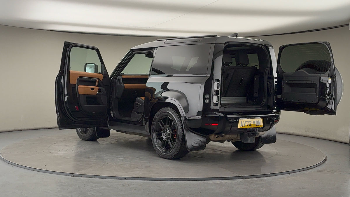 Used Land Rover Defender 90 2022 for sale - 77437967: Photo 44