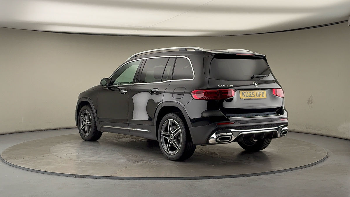 Used Mercedes-Benz GLB 2025 for sale - 76884631: Photo 2