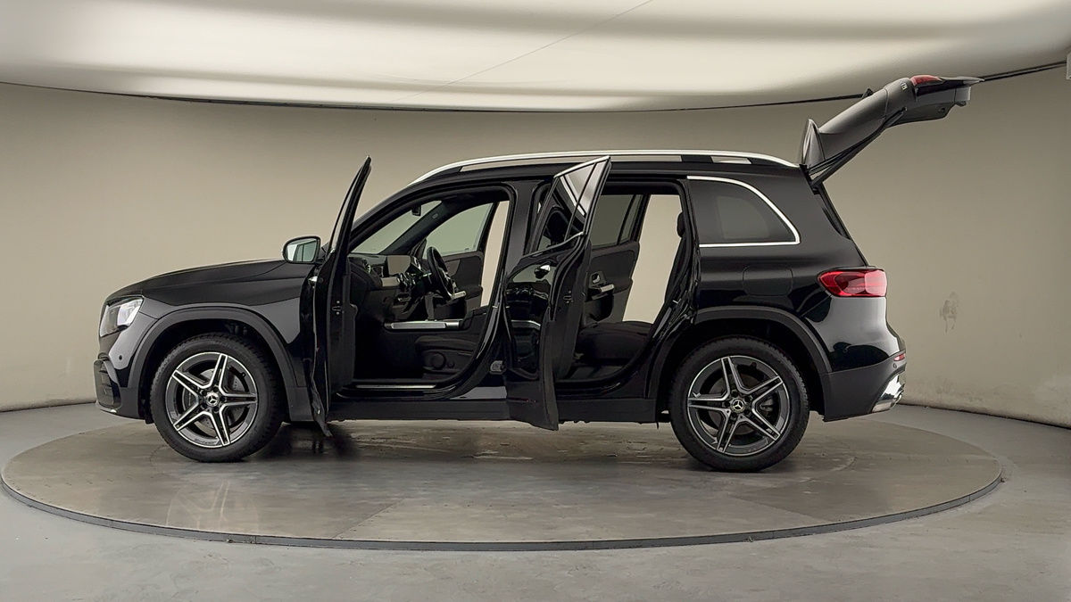 Used Mercedes-Benz GLB 2025 for sale - 76884631: Photo 48