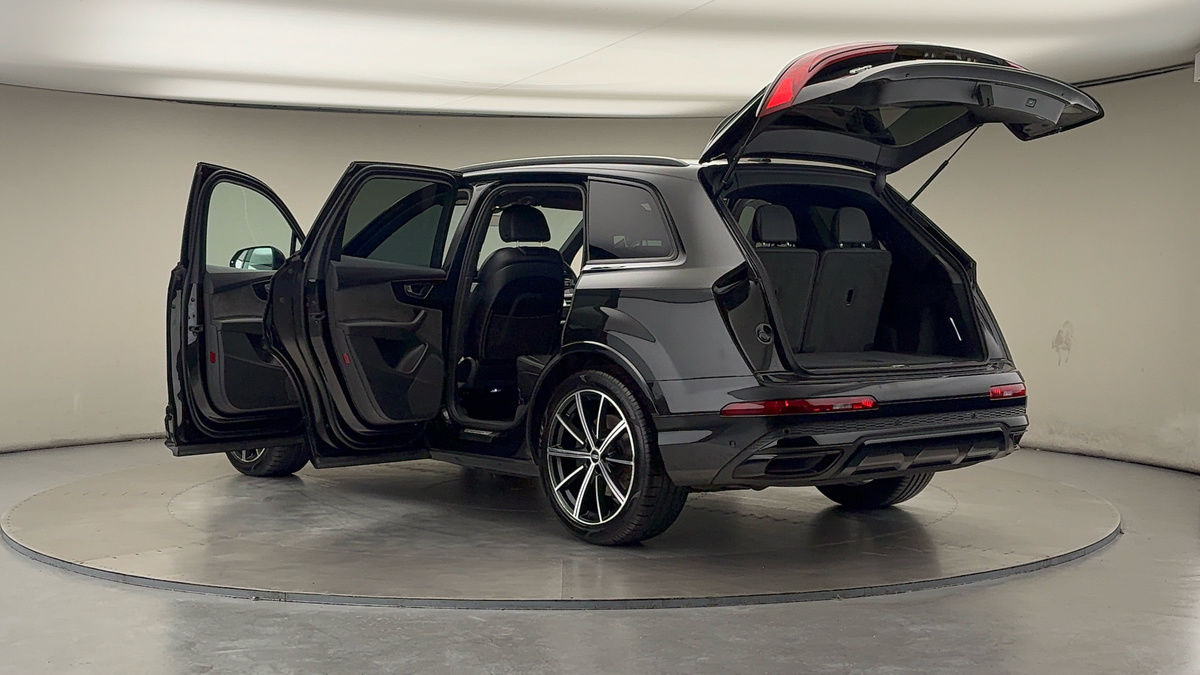 Used Audi Q7 2021 for sale - 76470838: Photo 44