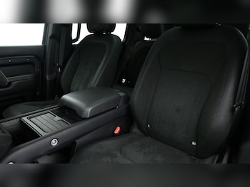 Used Land Rover Defender 110 2022 for sale - 75078707: Photo