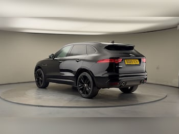 Used Jaguar F-Pace 2019 for sale - 76396738: Photo