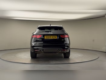 Used Jaguar F-Pace 2019 for sale - 76396738: Photo