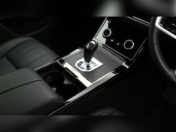 Used Land Rover Range Rover Evoque 2023 for sale - 75516780: Photo
