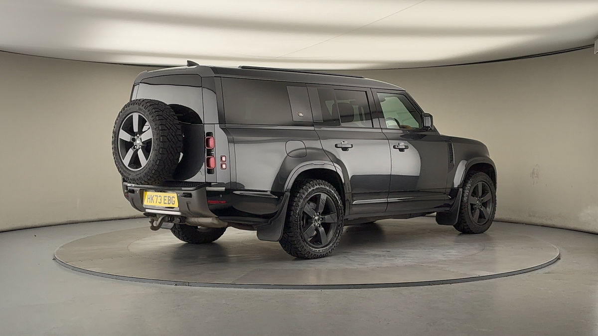 Used Land Rover Defender 130 2023 for sale - 77129259: Photo 21