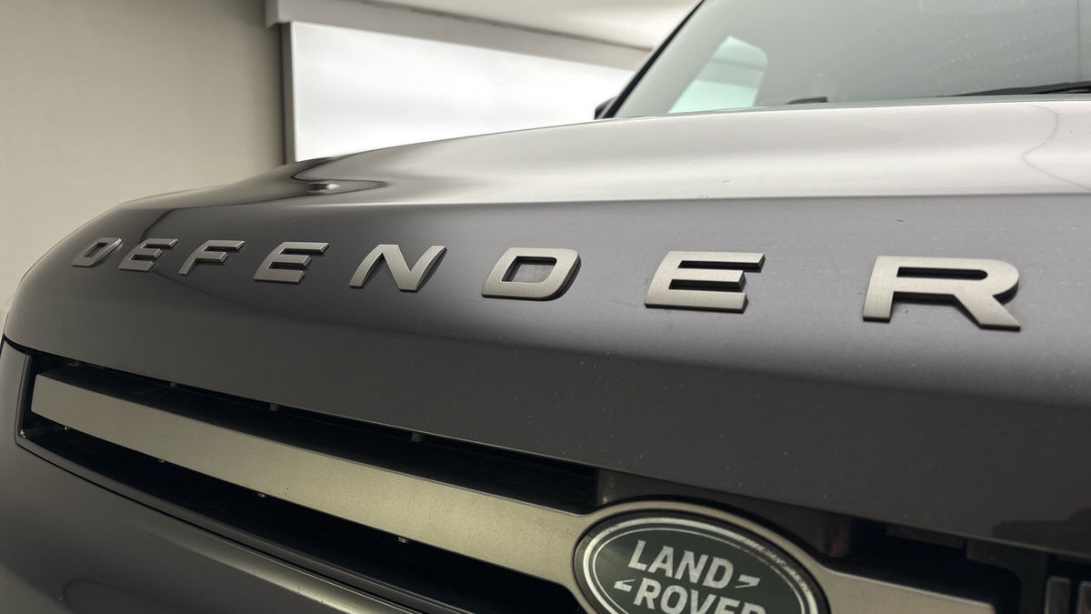Used Land Rover Defender 130 2023 for sale - 77129259: Photo 24
