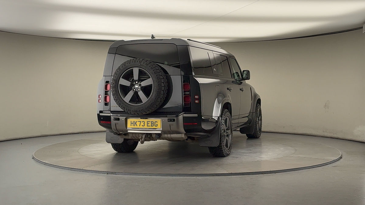 Used Land Rover Defender 130 2023 for sale - 77129259: Photo 43