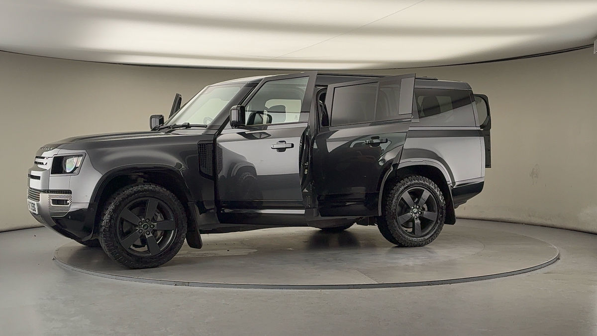 Used Land Rover Defender 130 2023 for sale - 77129259: Photo 51