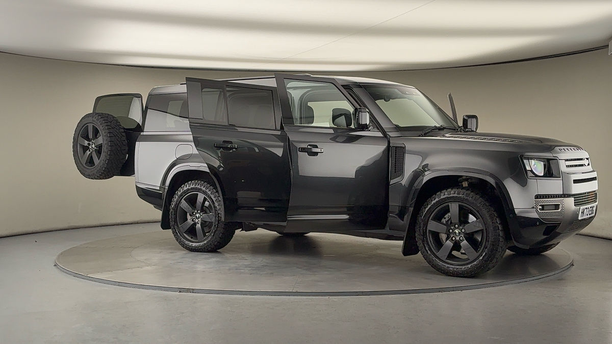 Used Land Rover Defender 130 2023 for sale - 77129259: Photo 57