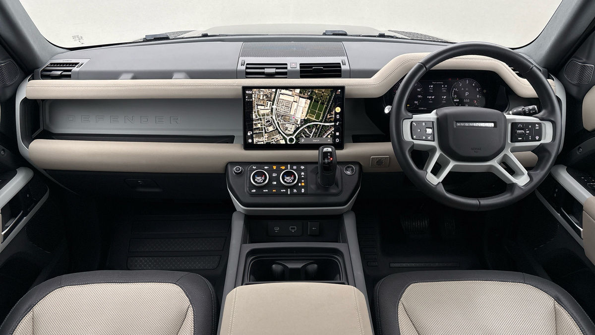 Used Land Rover Defender 2023 for sale - 77342433: Photo 12