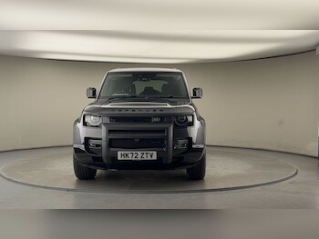 Used Land Rover Defender 110 2023 for sale - 77342433: Photo