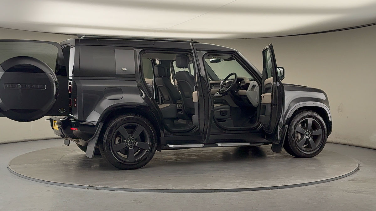 Used Land Rover Defender 2023 for sale - 77342433: Photo 57