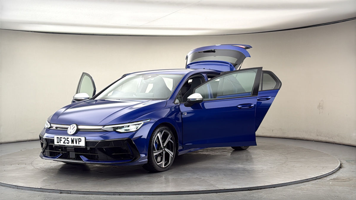 Used Volkswagen Golf 2025 for sale - 77937584: Photo 51