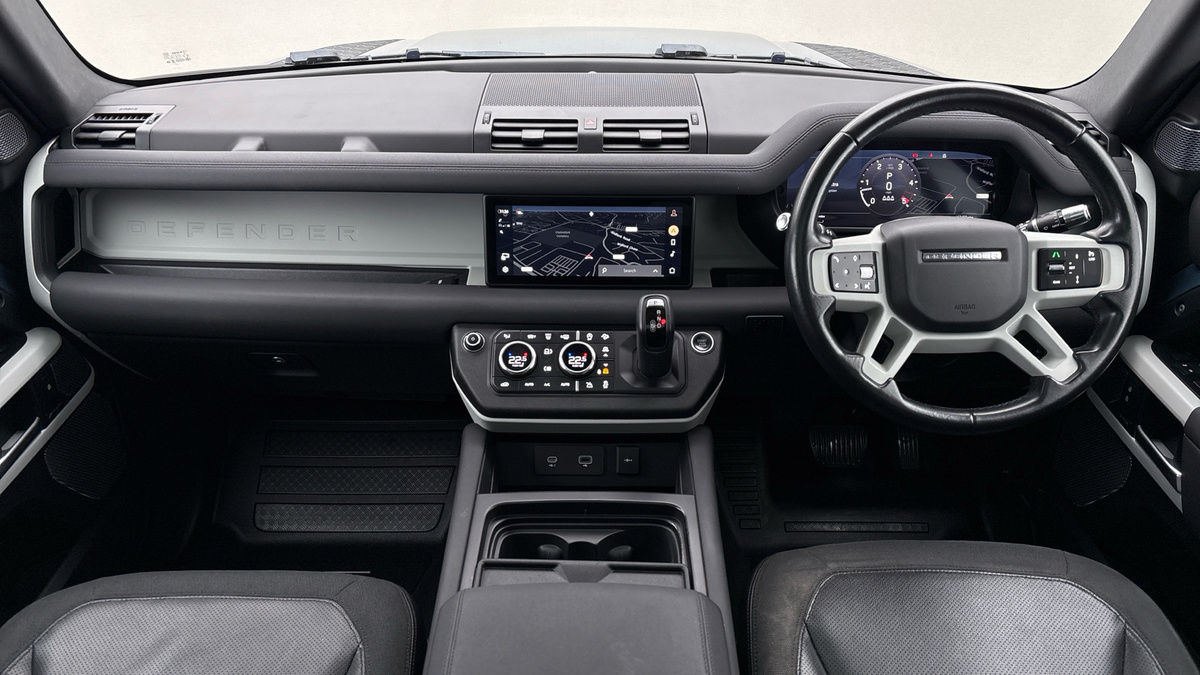 Used Land Rover Defender 110 2021 for sale - 77990344: Photo 12