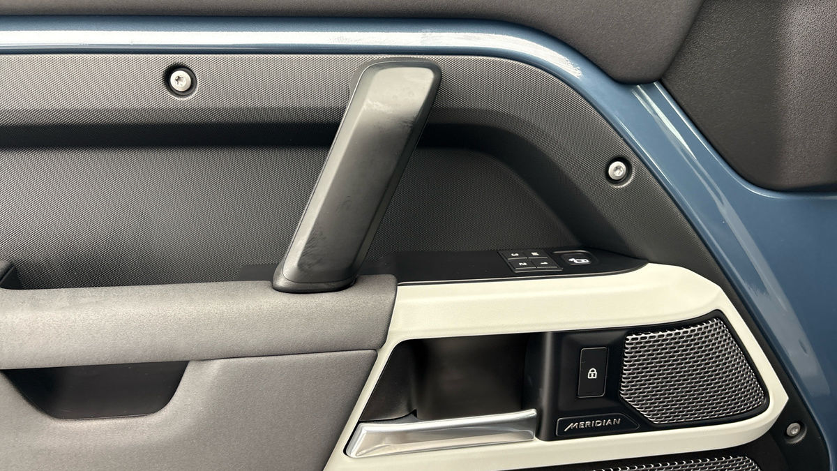 Used Land Rover Defender 110 2021 for sale - 77990344: Photo 19