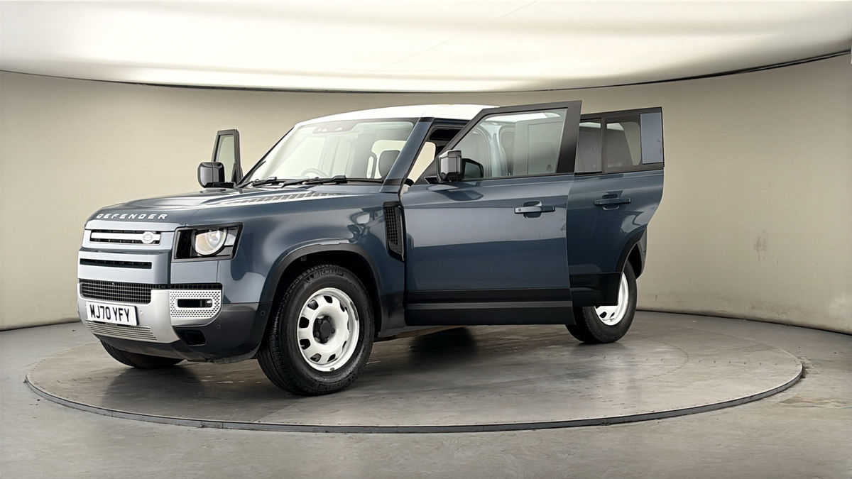 Used Land Rover Defender 110 2021 for sale - 77990344: Photo 22