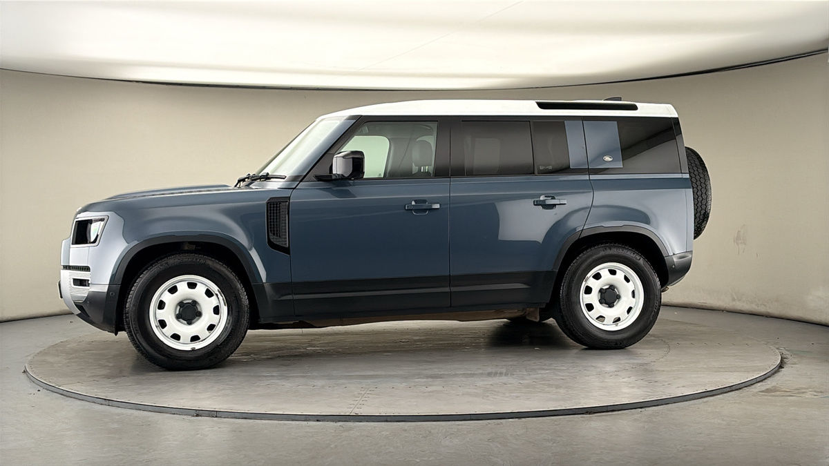 Used Land Rover Defender 110 2021 for sale - 77990344: Photo 28