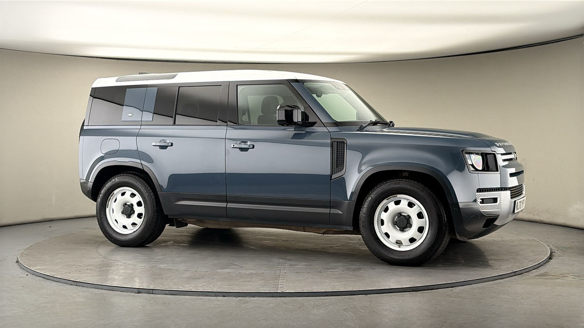 Used Land Rover Defender 110 2021 for sale - 77990344: Photo 35