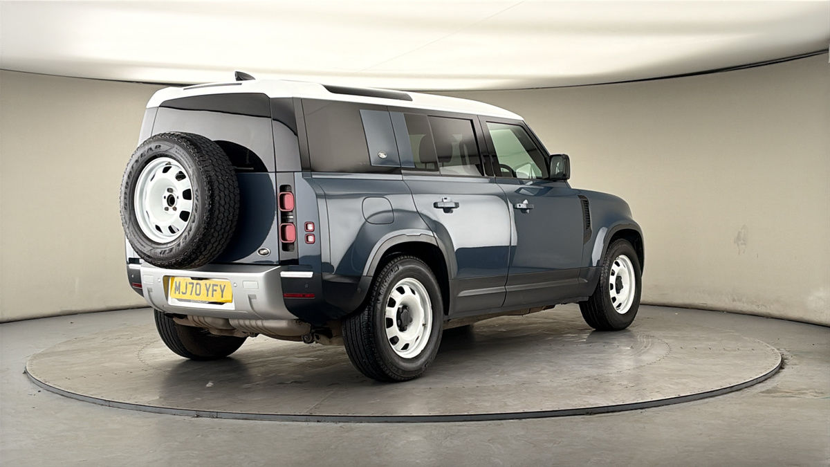 Used Land Rover Defender 110 2021 for sale - 77990344: Photo 39