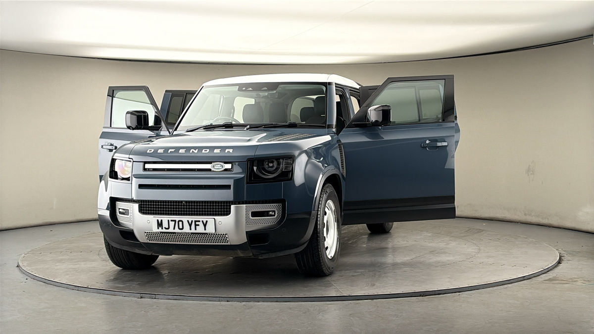 Used Land Rover Defender 110 2021 for sale - 77990344: Photo 50