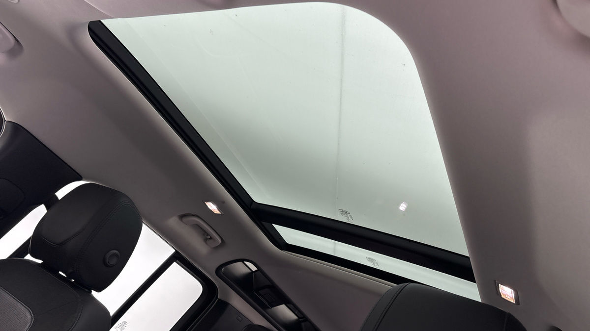 Used Land Rover Defender 110 2021 for sale - 77990344: Photo 6