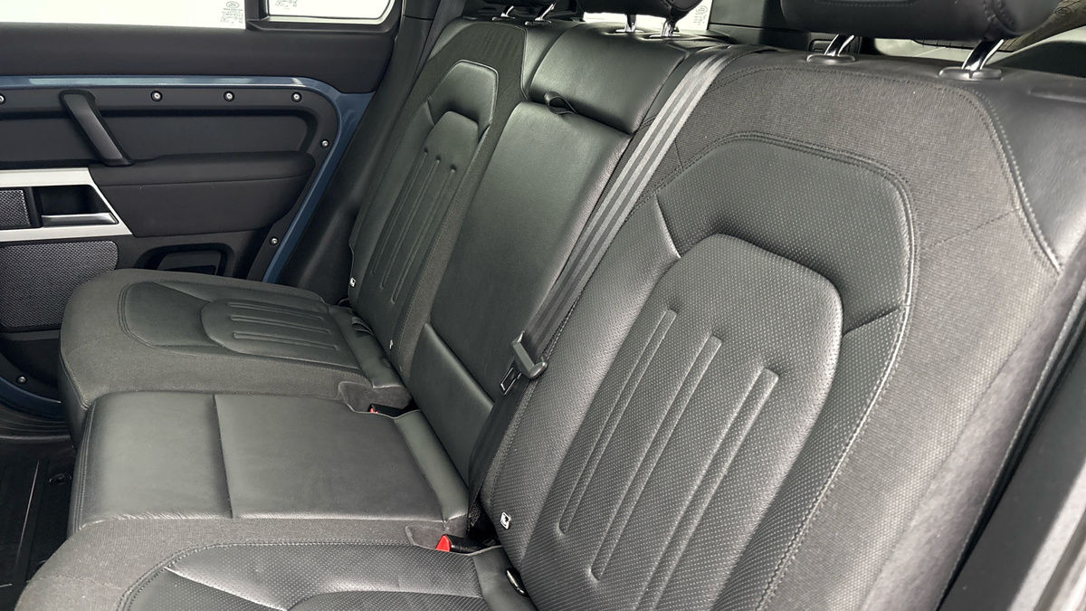 Used Land Rover Defender 110 2021 for sale - 77990344: Photo 8