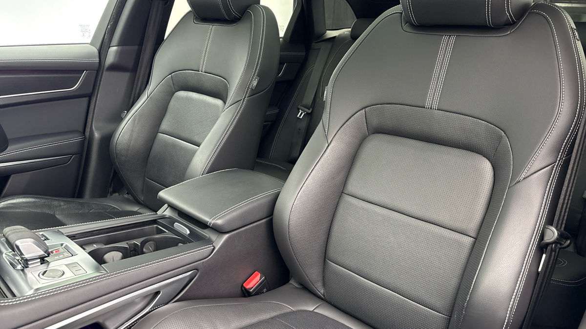 Used Jaguar F-Pace 2023 for sale - 77906160: Photo 7