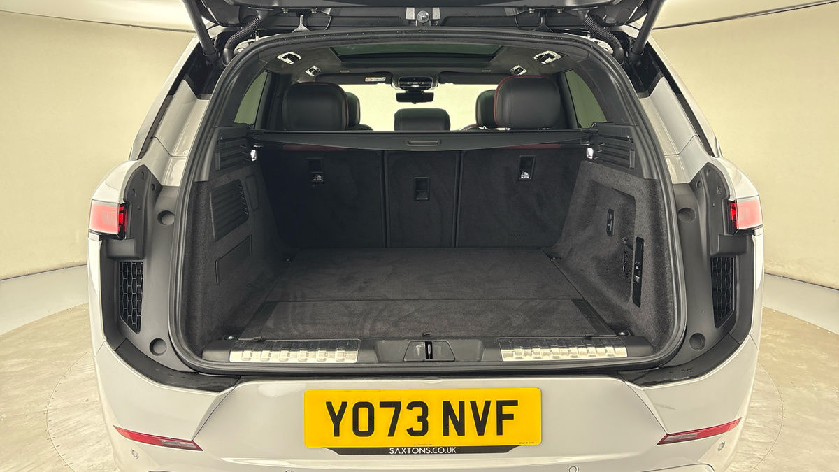 Used Land Rover Range Rover Sport 2024 for sale - 75924523: Photo 11