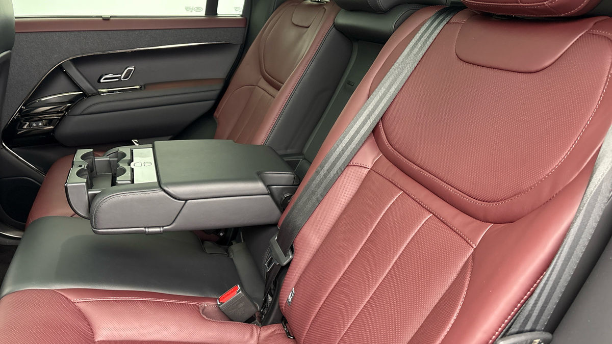 Used Land Rover Range Rover Sport 2024 for sale - 75924523: Photo 9