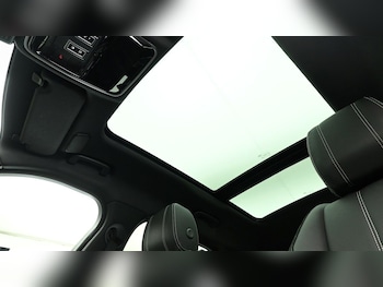 Used Land Rover Range Rover Velar 2022 for sale - 75597782: Photo