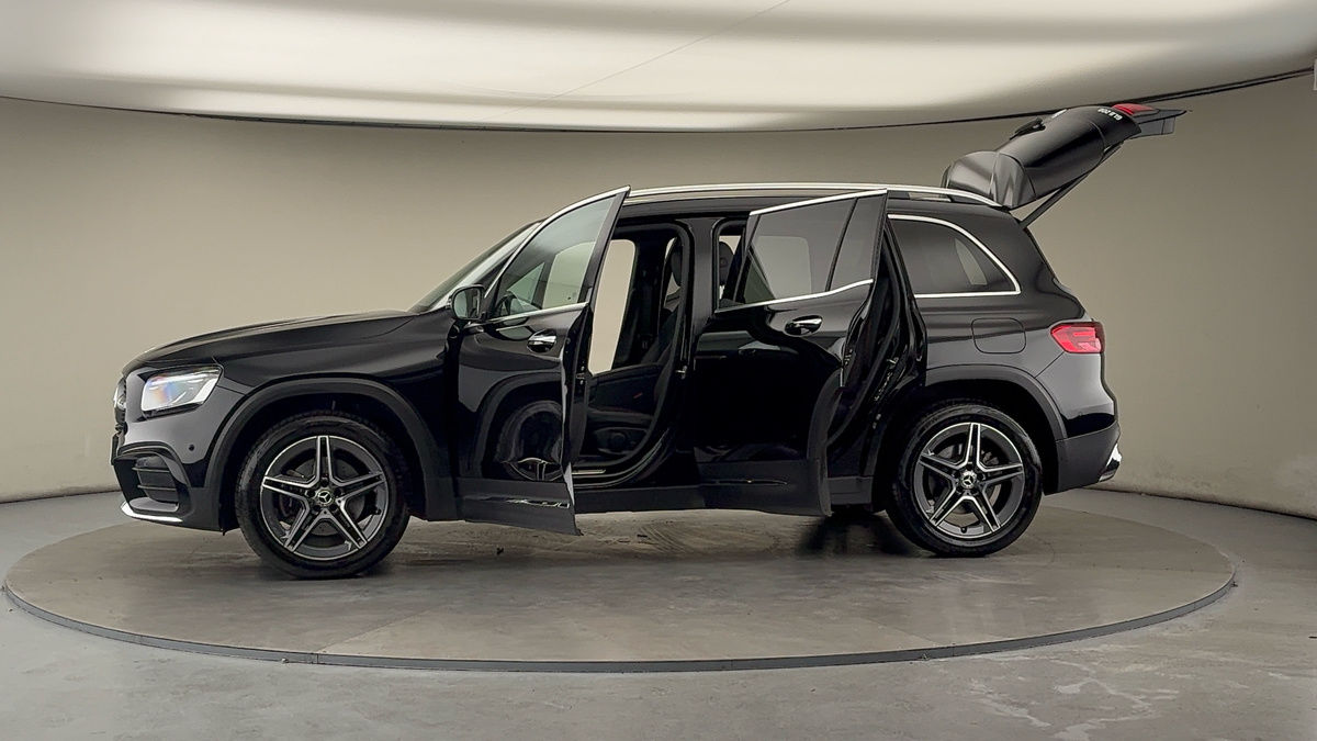 Used Mercedes-Benz GLB 2025 for sale - 76884636: Photo 48