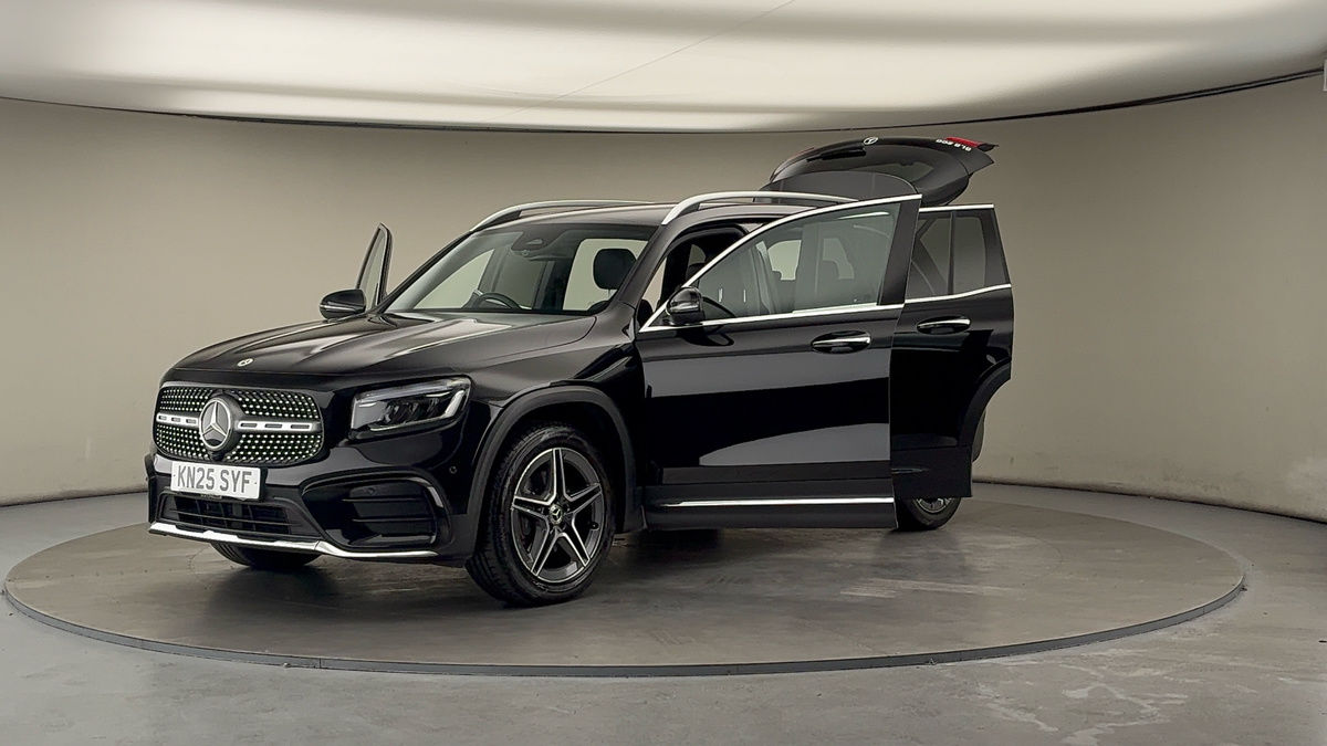 Used Mercedes-Benz GLB 2025 for sale - 76884636: Photo 50