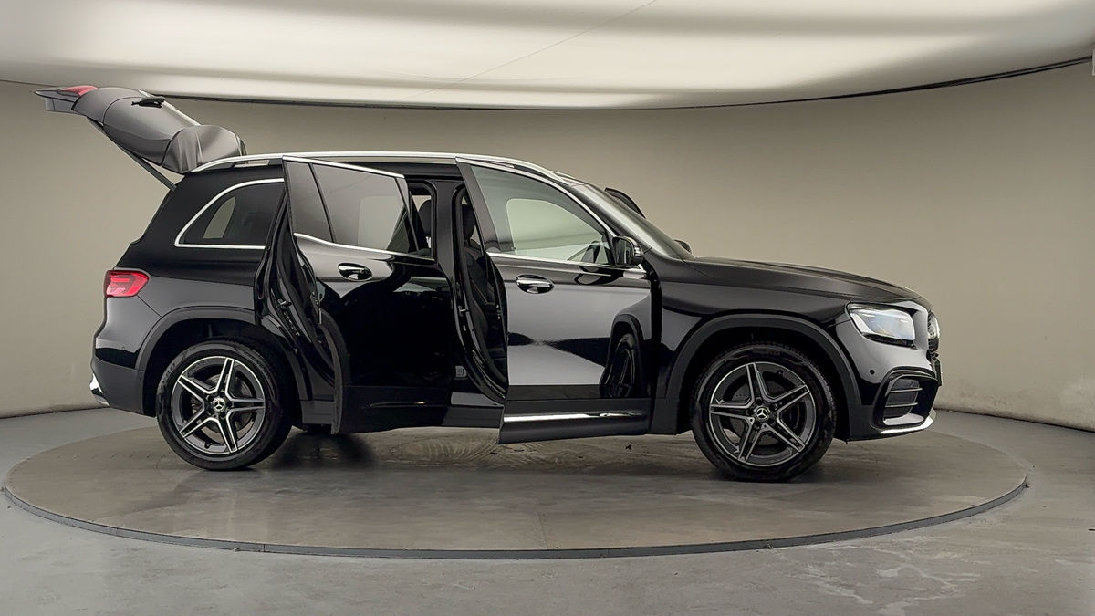 Used Mercedes-Benz GLB 2025 for sale - 76884636: Photo 56