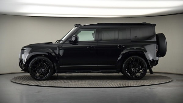 Used Land Rover Defender 110 2022 for sale - 75667019: Photo 19