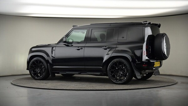 Used Land Rover Defender 110 2022 for sale - 75667019: Photo 37