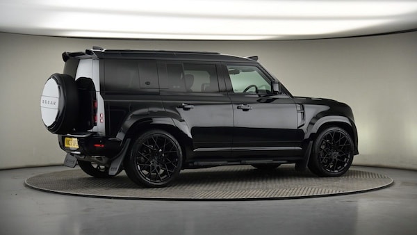Used Land Rover Defender 110 2022 for sale - 75667019: Photo 41