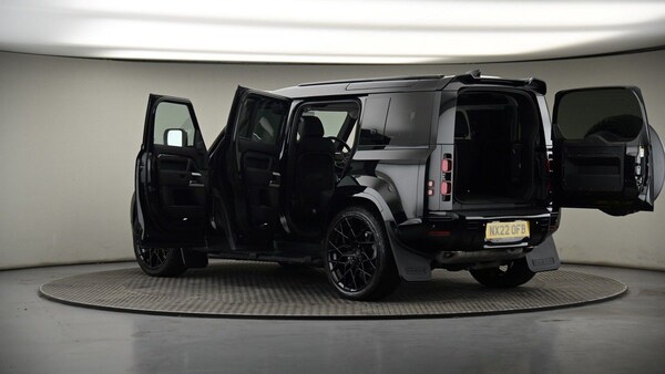 Used Land Rover Defender 110 2022 for sale - 75667019: Photo 53