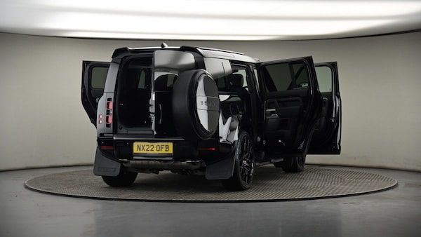 Used Land Rover Defender 110 2022 for sale - 75667019: Photo 55
