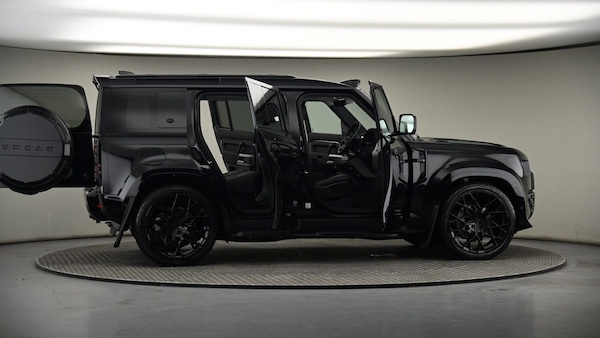 Used Land Rover Defender 110 2022 for sale - 75667019: Photo 58