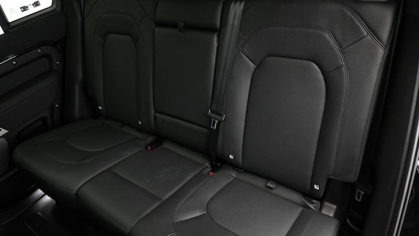 Used Land Rover Defender 110 2022 for sale - 75667019: Photo 5