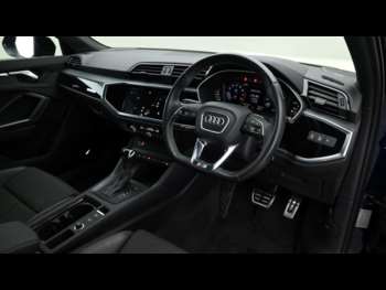 Used Audi Q3 2021 for sale - 75254645: Photo
