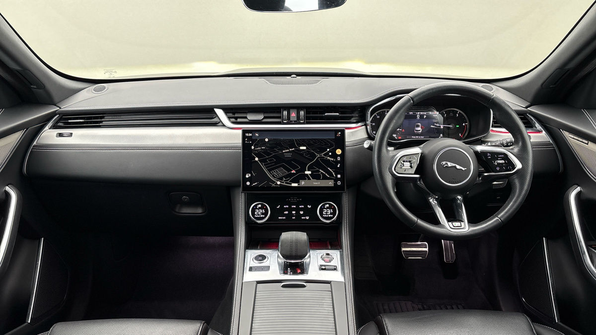 Used Jaguar F-Pace 2022 for sale - 76910823: Photo 12