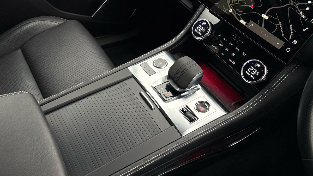 Used Jaguar F-Pace 2022 for sale - 76910823: Photo 18